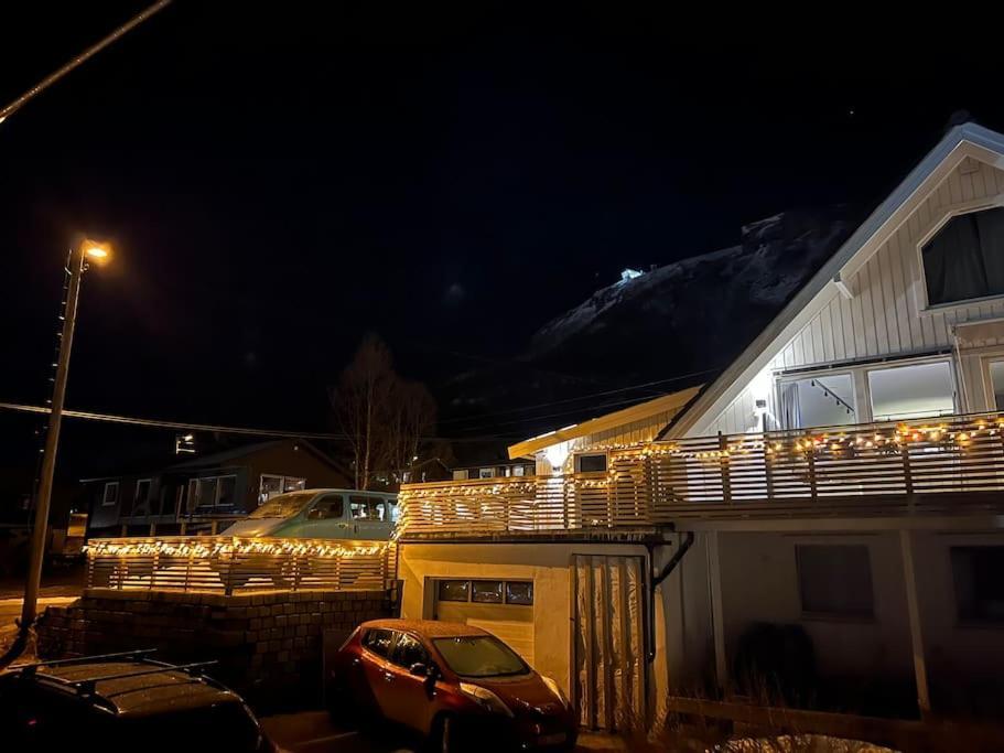Sentralt Pa Fastlandet Og Gaavstand Til Alle Fasiliteter! Tromsdalen Zewnętrze zdjęcie